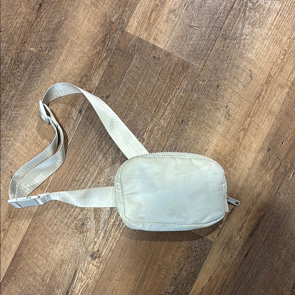 Apana Light Gray Belt Bag